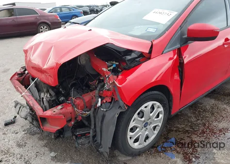 2012 Ford Focus Se z USA, uszkodzony, nr VIN 1FAHP3K28CL355263